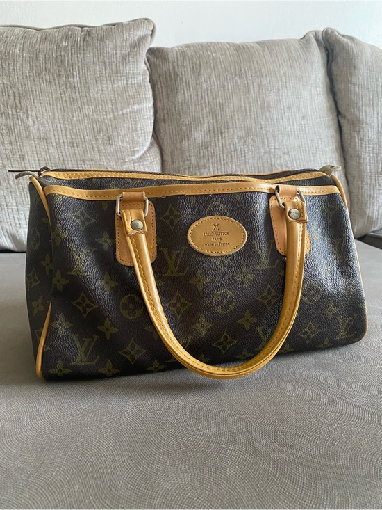 Handbags - Brown Monogram Canvas Shoulder Bag with Tan Vachetta Trim